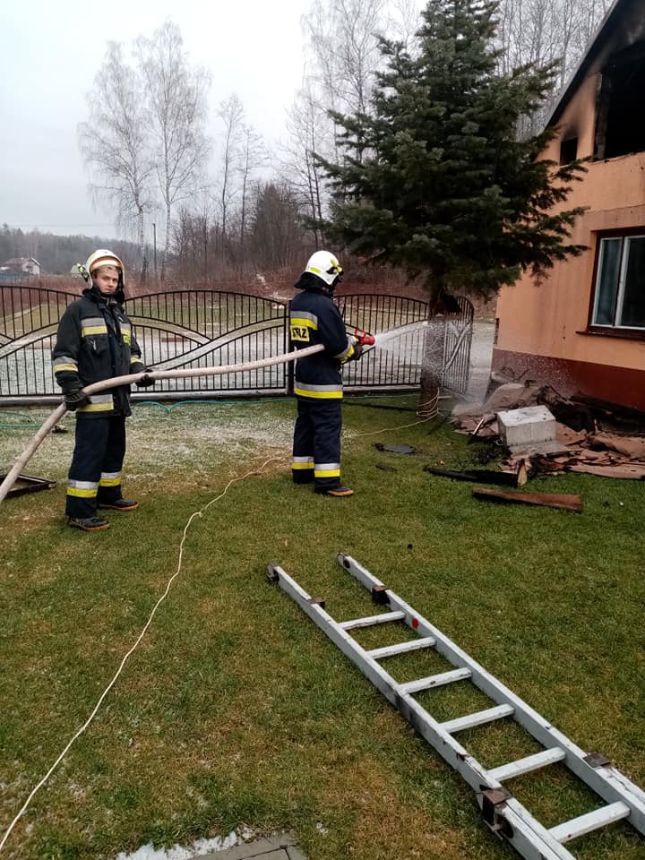 pożar gołębnika w Stróżnej