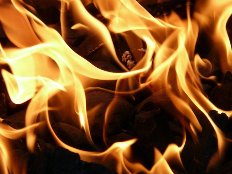 Trzycierz: w domowej kotłowni wybuchł pożar