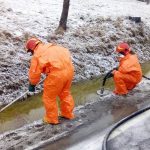 wyciek oleju w Mochnaczce