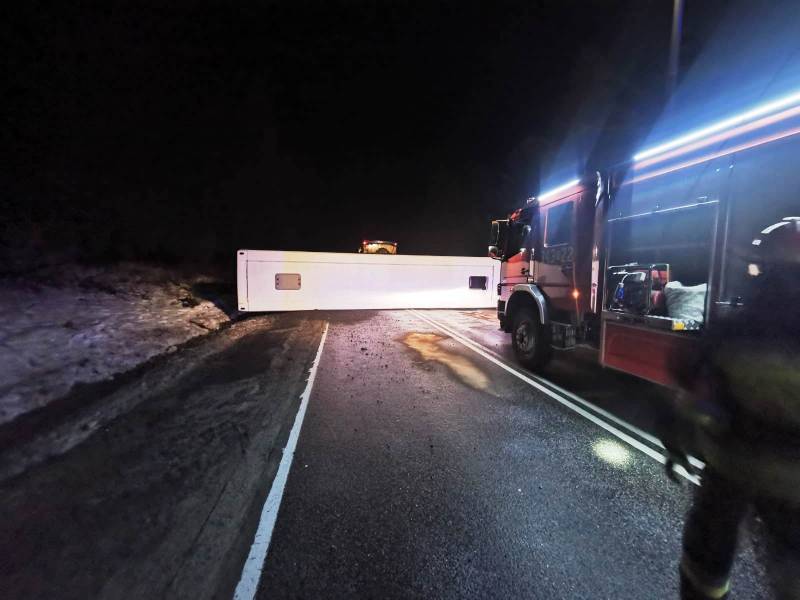 wypadek Krynica, przewrócony autobus