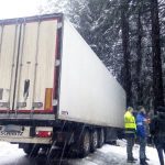 Mochnaczka, zima, trudne warunki drogowe