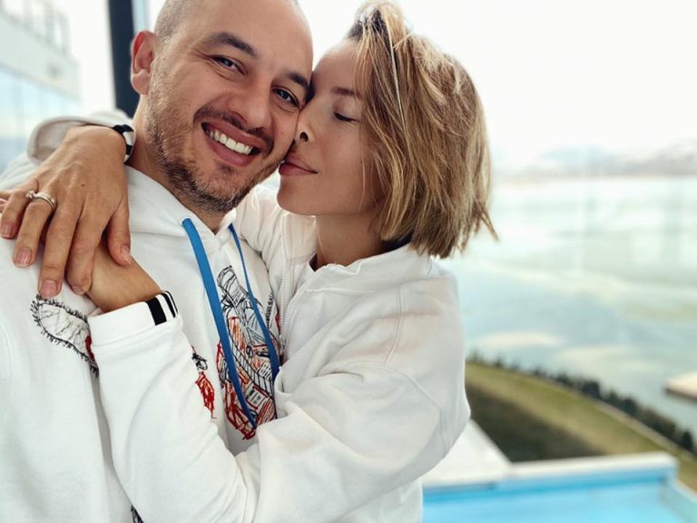 Ewa Chodakowska spędza weekend nad Jeziorem Rożnowskim
