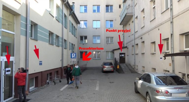 Idąc do punktu przyjęć pacjentów z podejrzeniem COVID-19, trafił do prosektorium. Tłumaczymy jak się nie pogubić