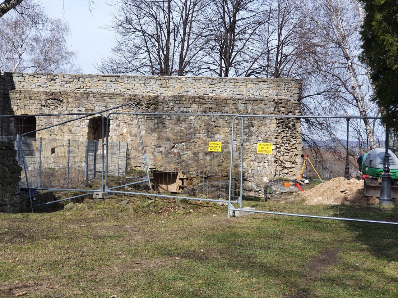 prace archeologiczne, Nowy Sącz, zamek