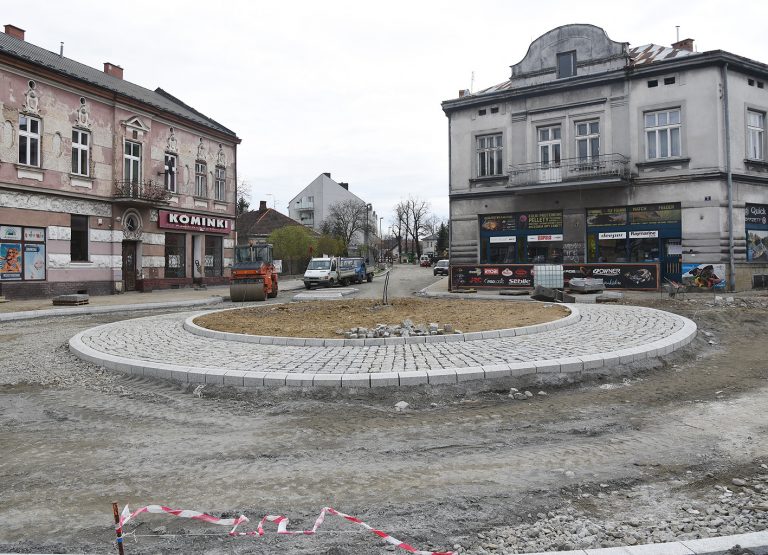 Nowy Sącz: nowe rondo nabiera kształtu