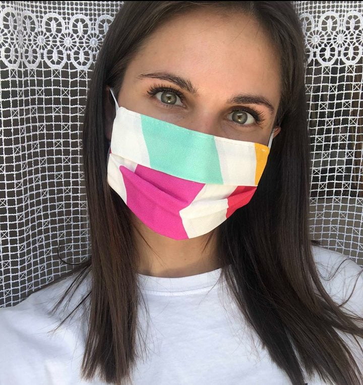 Sądecka siatkarka Patrycja Gądek szyje maseczki. Chce wesprzeć afrykańskie szpitale
