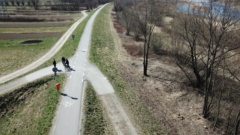 Obserwują nas z lądu i powietrza…