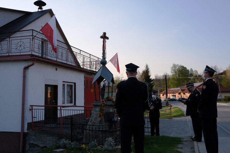 Pożar konfliktu nie gaśnie (gazeta)