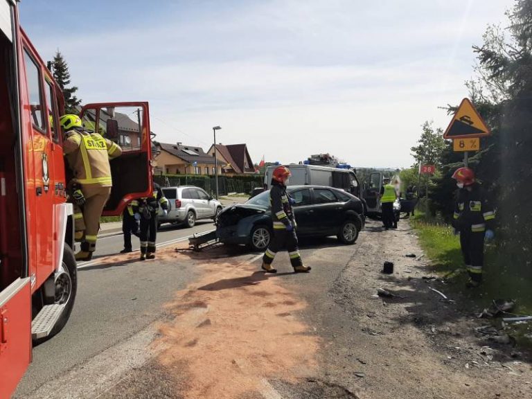 Świadkami wypadku w Cieniawie byli policjanci. Ratowali 46-latkę