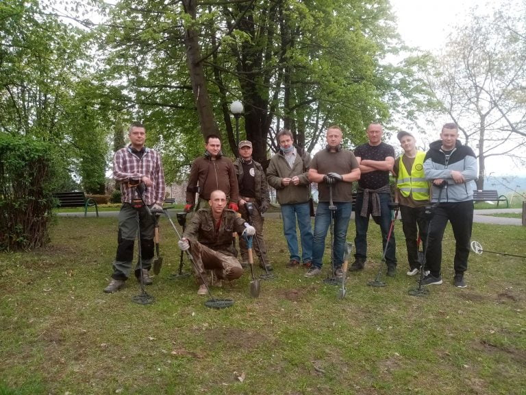 W murach sądeckiego zamku 600 lat temu ktoś ukrył skarb…