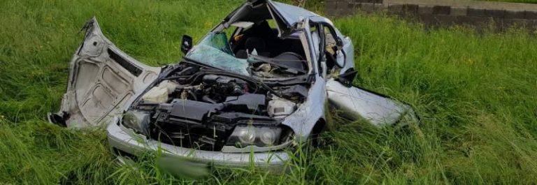 Niebezpieczne zdarzenie w Powroźniku. Kierowca twierdzi, że był tam ktoś jeszcze