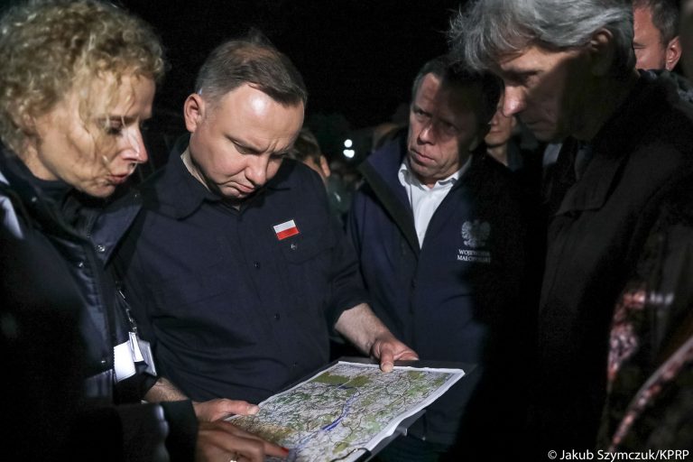 Prezydent Andrzej Duda odwiedzi Stary Sącz na chwilę przed ciszą wyborczą