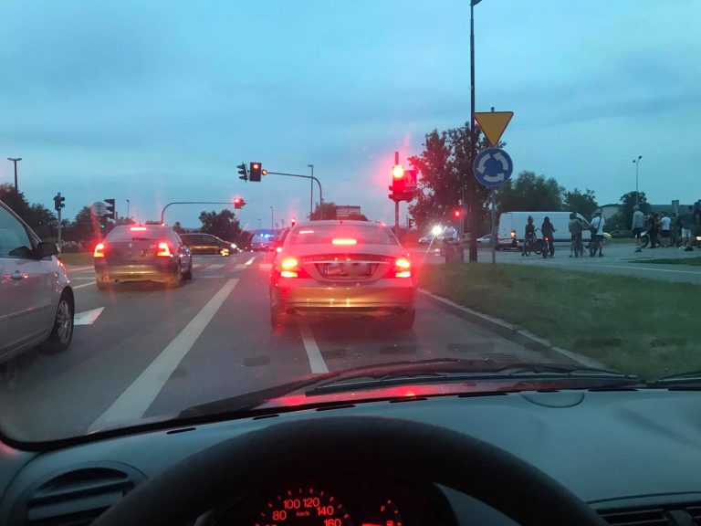 Nowy Sącz: Policyjny pościg zakończony na Rondzie Solidarności