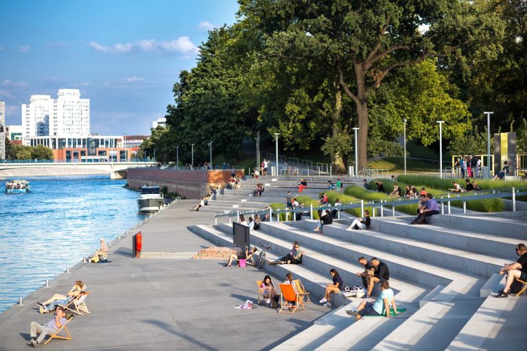 Park-M konsekwentnie stawia na profesjonalizm oraz specjalizację.
