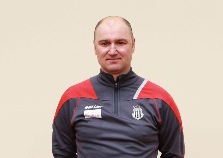 Dino dziś nie spał w domu…