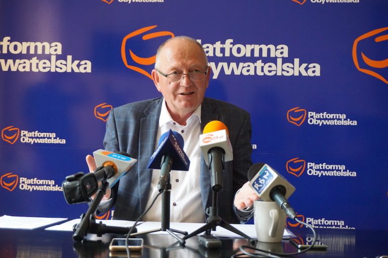 Leszek Zegzda: referendum mało realne. Chodzi o to, aby mieć odbezpieczoną broń i trzymać ją blisko skroni