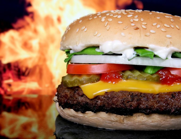 PILNE: w hamburgerach sądeckiego producenta wykryto groźne bakterie