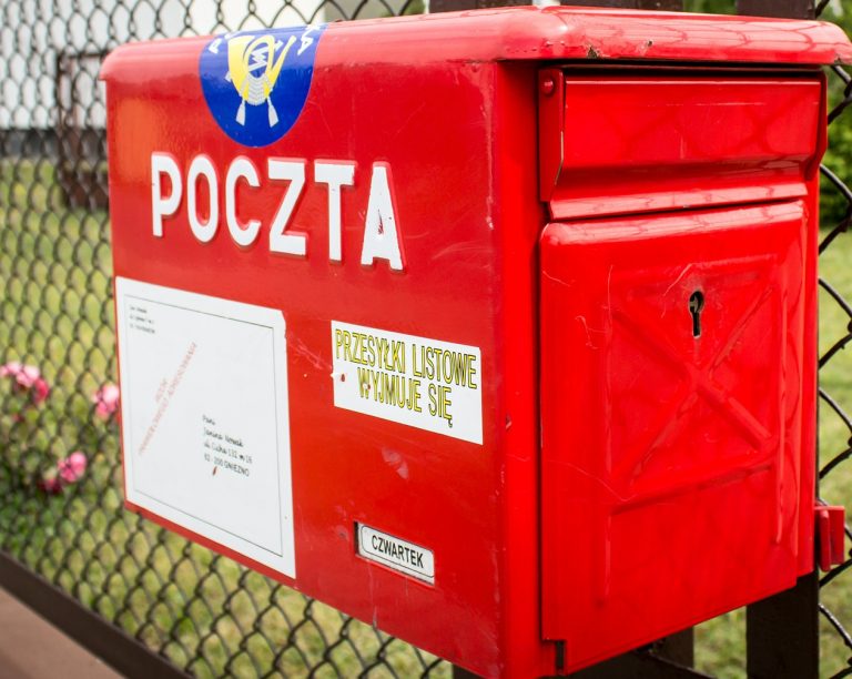 Nowy Sącz: ognisko koronawirusa w placówce pocztowej. 20 osób na kwarantannie