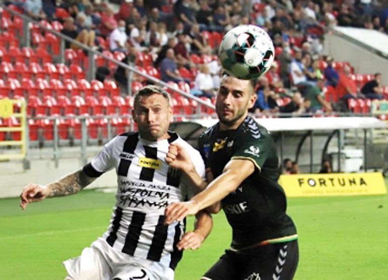 Po III kolejce. Sandecja nisko, coraz niżej