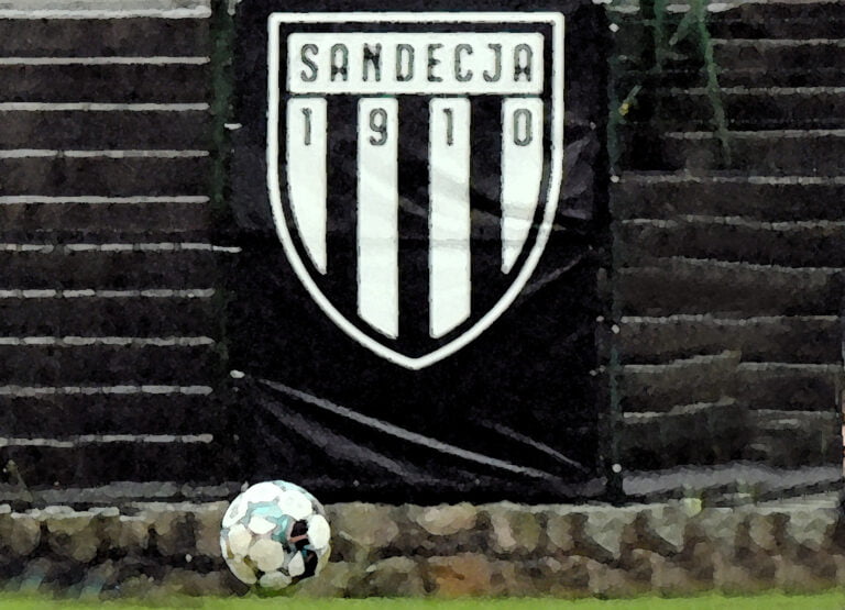 I Liga. Sparaliżowane rozgrywki, Sandecja „odpoczywa”