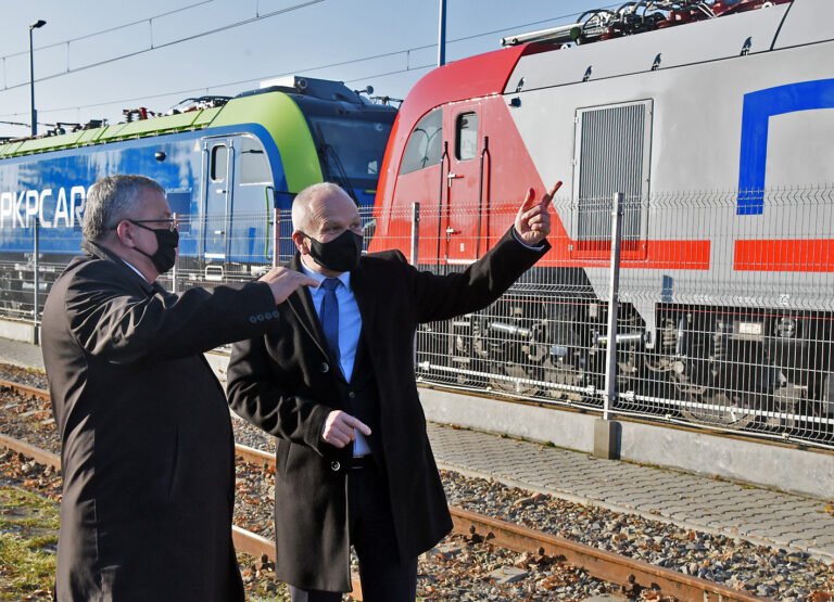 Sądecki Newag znów pionierem. Tym razem na tapecie nowoczesny tor testowy