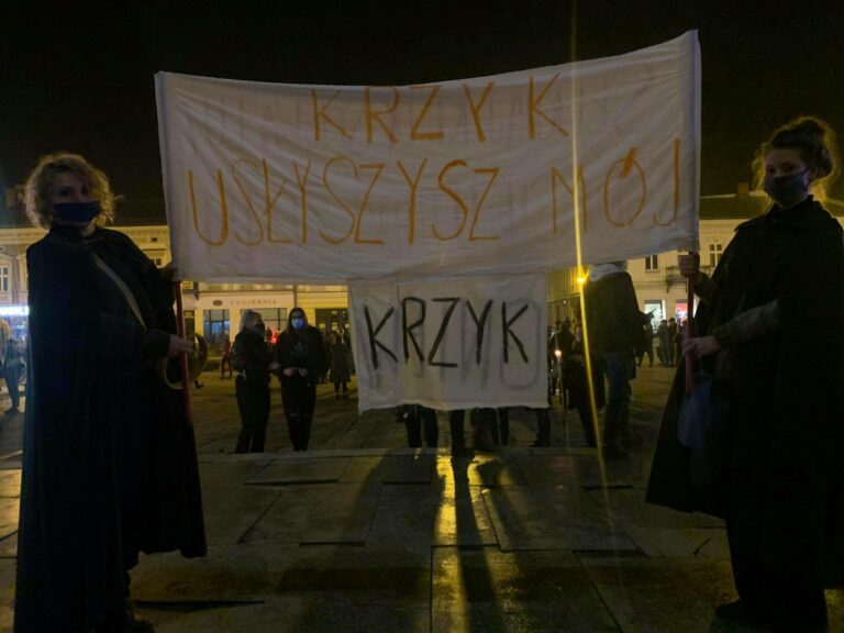 Sądeczanki ponownie wyjdą na ulice miasta. Strajk Kobiet w 102. rocznicę przyznania Polkom praw wyborczych