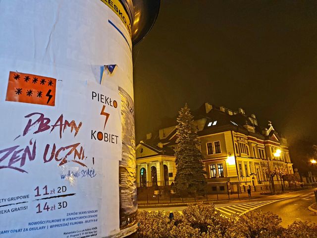 Nowy Sącz: dyskretna nocna demonstracja