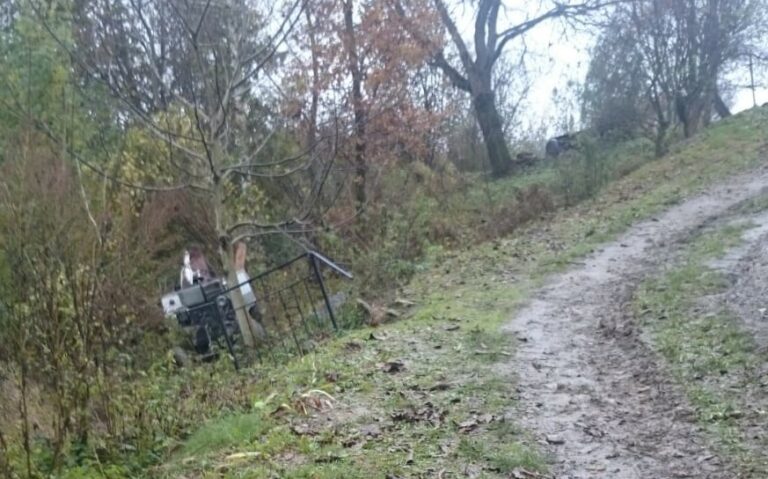 Tragiczny wypadek w Sędziszowej. Nie żyje kierowca ciągnika rolniczego