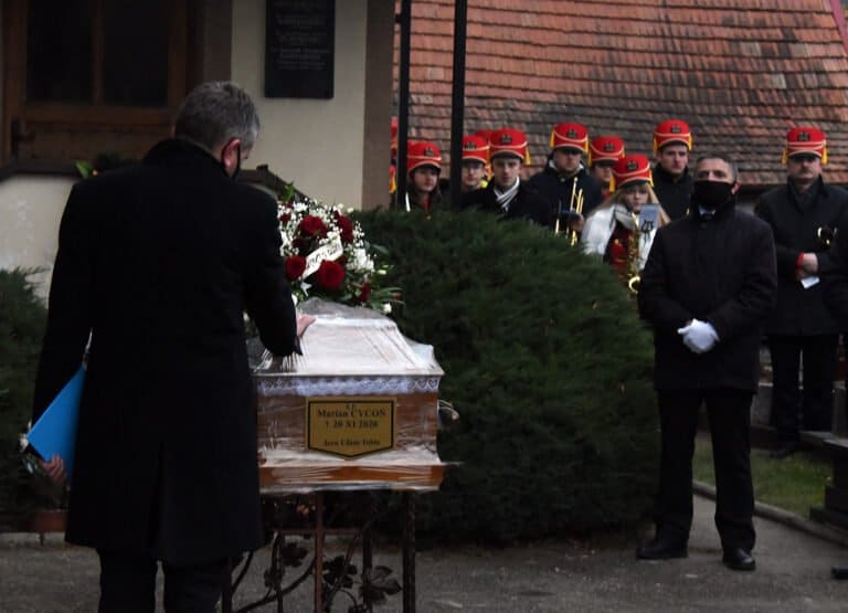 Sądecczyzna pożegnała śp. Mariana Cyconia. Prezydent pośmiertnie odznaczył go Krzyżem Oficerskim Orderu Odrodzenia Polski