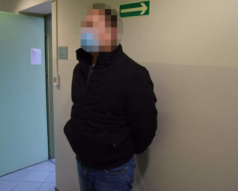 Mieszkaniec powiatu gorlickiego działał w grupie oszustów, która wyłudzila 200 tys. zł