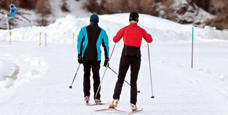 Co powinno zawierać ubezpieczenie narciarskie?