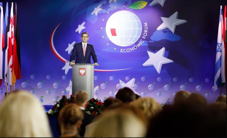 „Kością niezgody – krynicki deptak”. Spółka uzdrowiskowa i burmistrz tłumaczą fiasko negocjacji z organizatorami Forum Ekonomicznego