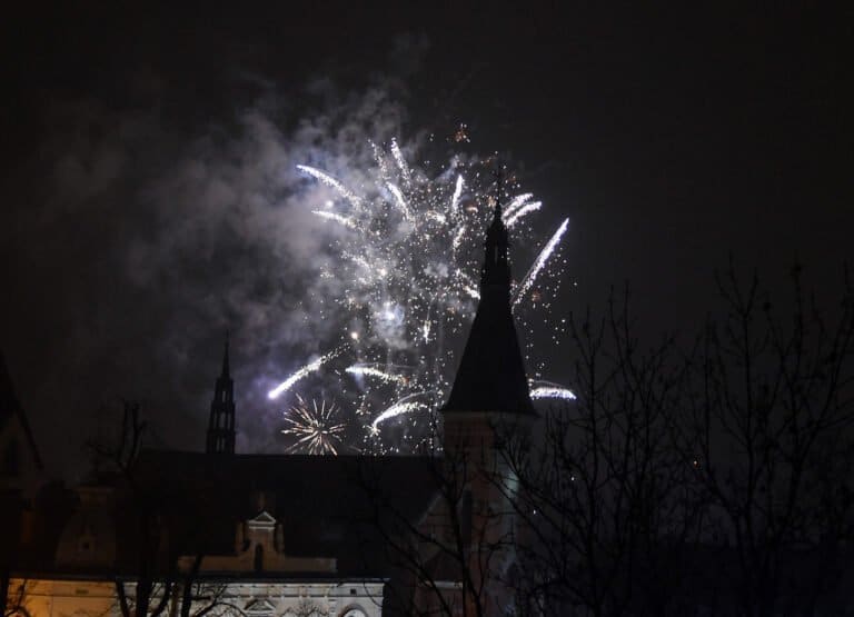 Sądeczanie wystrzałowo przywitali Nowy Rok [zdjęcia]