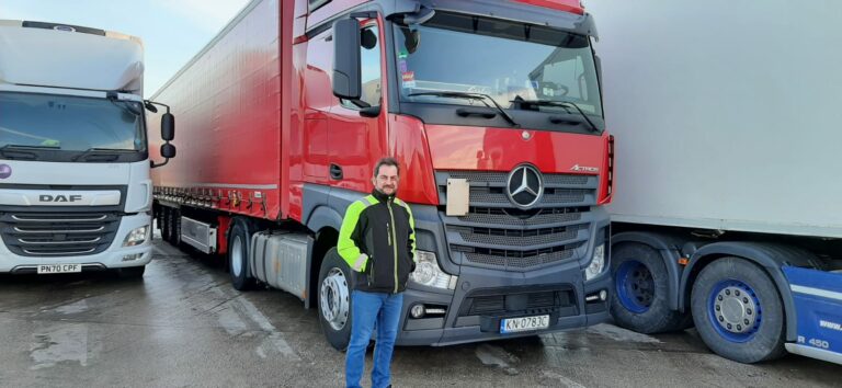 Wielkie ciężarówki. Jeździmy jak w Pekaesie