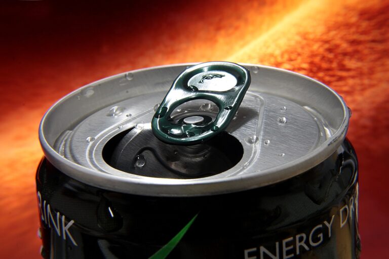 GIS wycofuje partie popularnych energetyków. Stwierdzono w nich zbyt dużo glikolu propylenowego