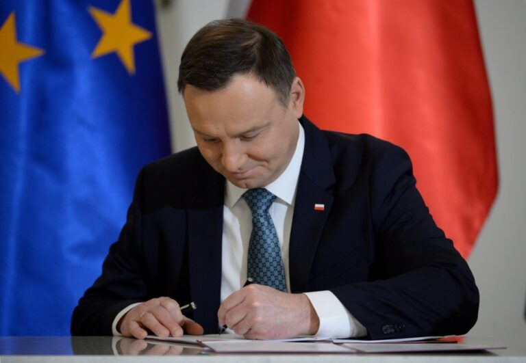Prezydent podpisał nowelizację w sprawie waloryzacji rent i emerytur