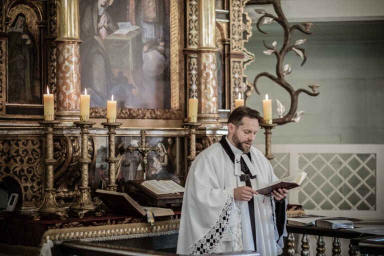 Ewangelik nie chwyta kilku srok za ogon