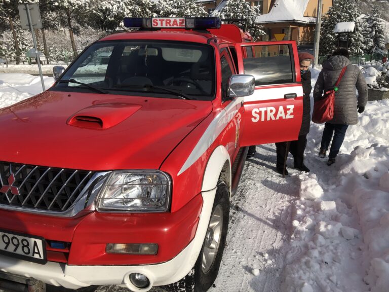 Sądecczyzna. Każda gmina zapewnia możliwość dowozu na szczepienie. Transportem zajmują się m.in. strażacy