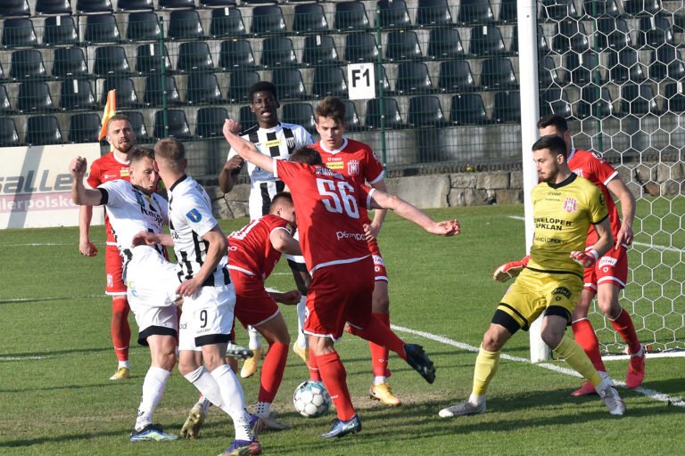 Tylko remis i aż remis Sandecji