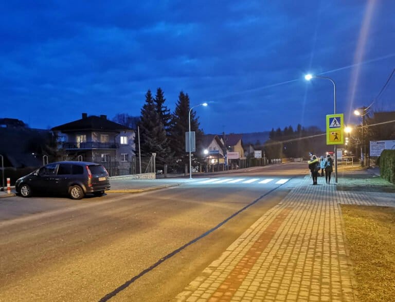 Sądecczyzna. W ciągu dwóch lat powstanie 60 nowoczesnych przejść dla pieszych