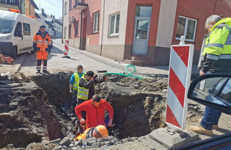 Grybów. Awaria sieci wodociągowej. Burmistrz apeluje o wyrozumiałość i cierpliwość