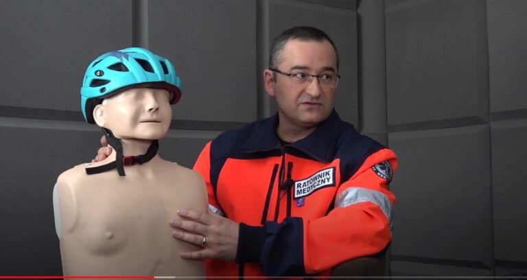 Jeździsz na rowerze? Musisz pamiętać o złotej godzinie i o pozorach, które mylą…