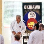 trening karate Shorin- ryu pod przewodnictwem mistrza Kenyu Chinen
