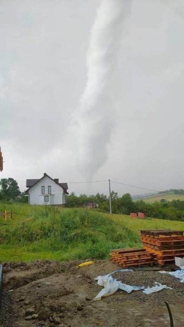Librantowa, trąba powietrzna