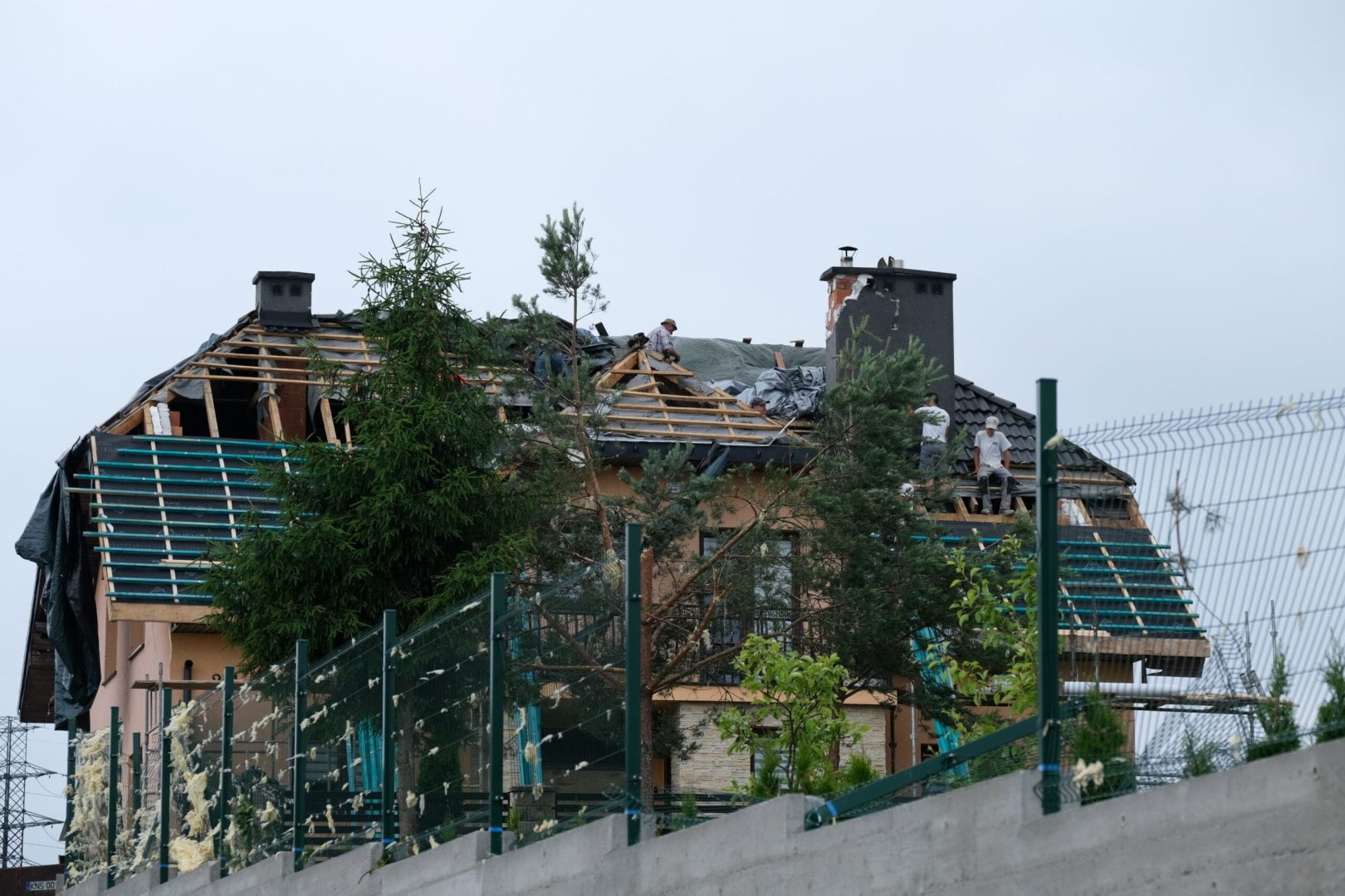 Librantowa po przejściu tornado