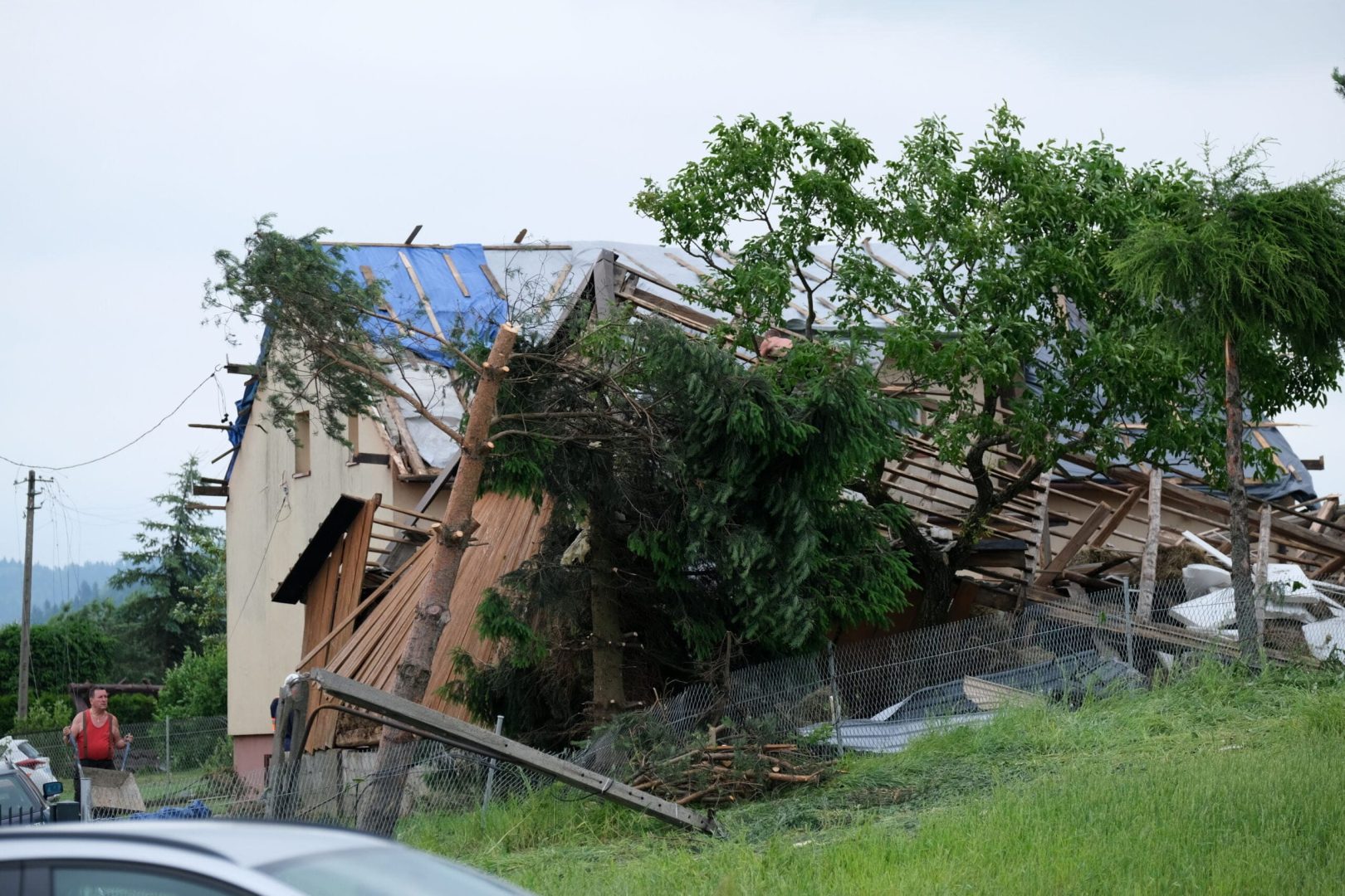 Librantowa po przejściu tornado