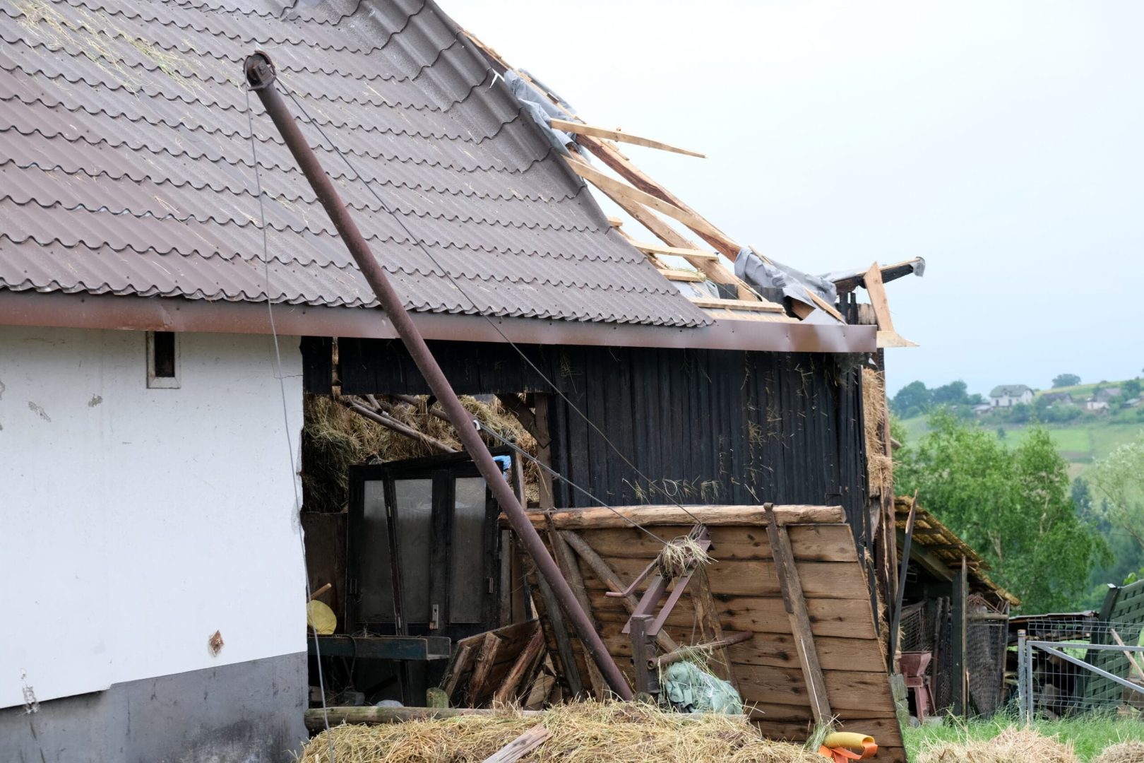 Librantowa po przejściu tornado