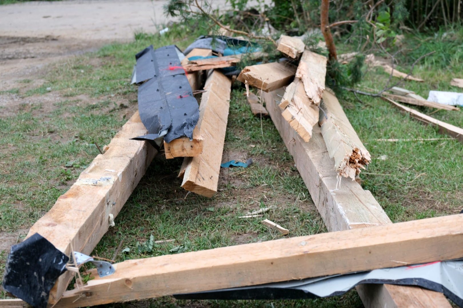 Librantowa po przejściu tornado