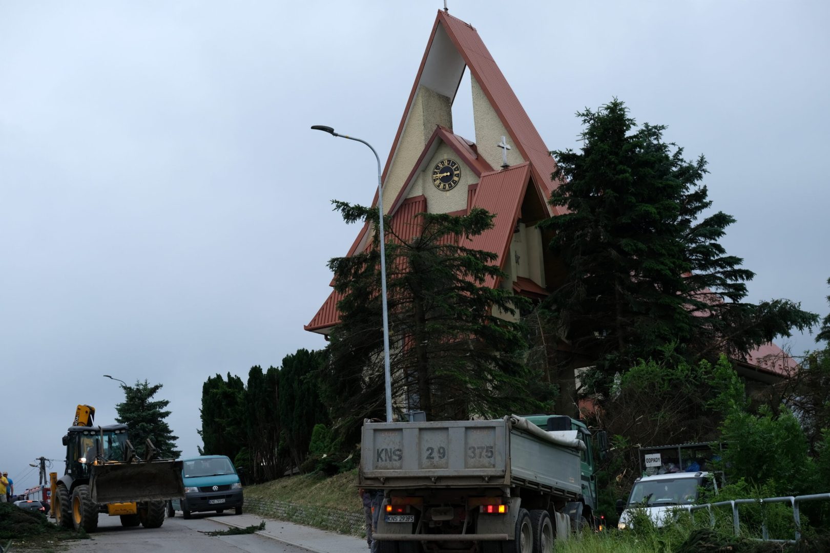 Librantowa po przejściu tornado