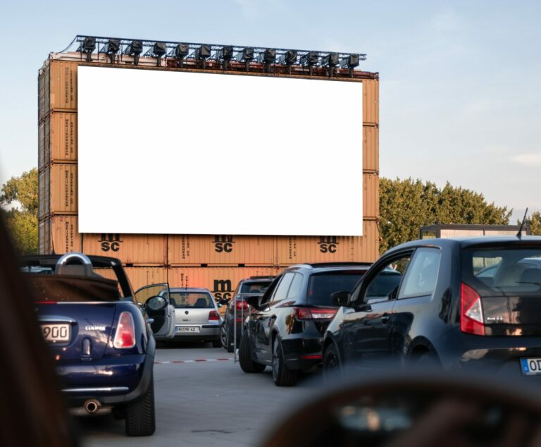 Nowy Sącz. Wraca kino samochodowe! Pierwszy seans 17 czerwca